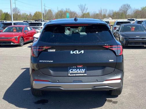 Fusion Black 2026 Kia Sportage Hybrid LX