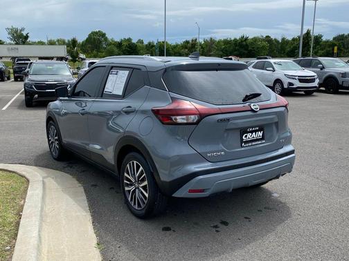 Boulder Gray 2021 Nissan Kicks SV