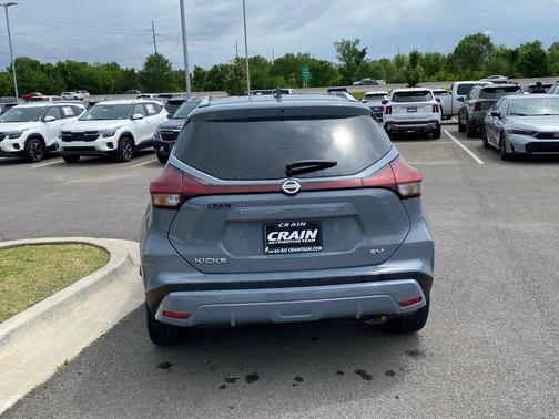 Boulder Gray 2021 Nissan Kicks SV