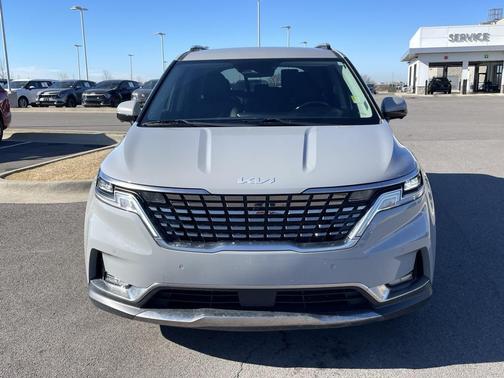 2024 Kia Carnival SX