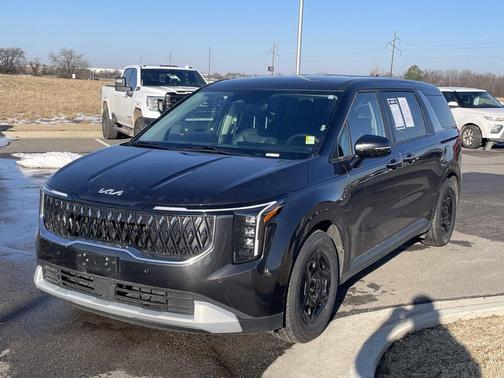 2025 Kia Carnival LXS