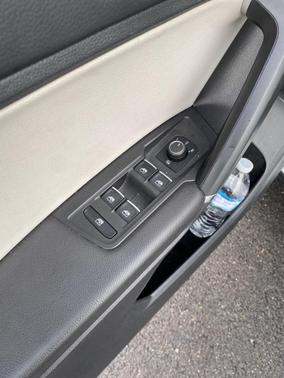 2018 Volkswagen Tiguan 2.0T SE