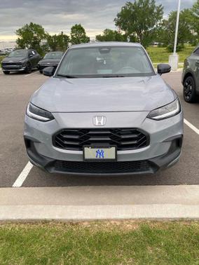 Urban Gray 2024 Honda HR-V Sport