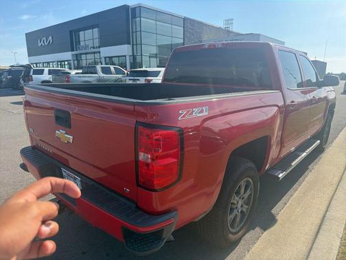 Red 2018 Chevrolet Silverado 1500 2LT