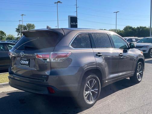 Predawn Gray Mica 2016 Toyota Highlander XLE