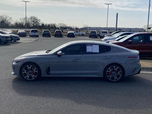 2021 Kia Stinger GT2