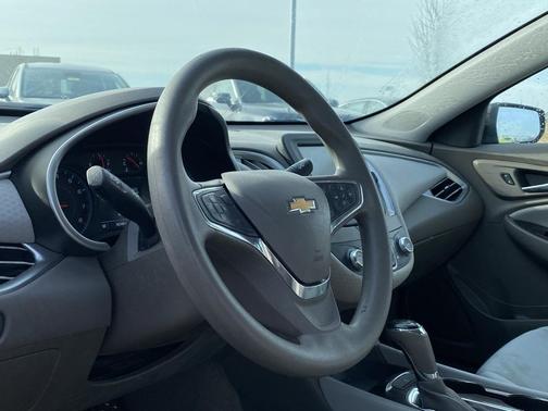 2017 Chevrolet Malibu 1LS