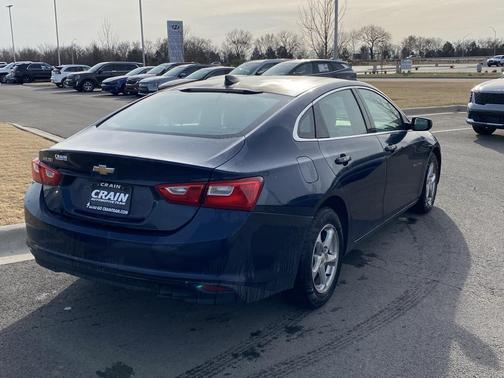 2017 Chevrolet Malibu 1LS