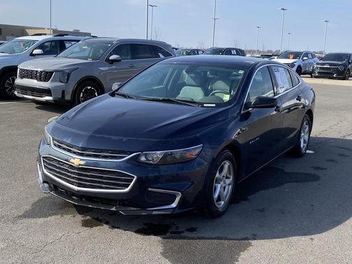 2017 Chevrolet Malibu 1LS