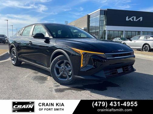 Aurora Black 2026 Kia K4 LXS