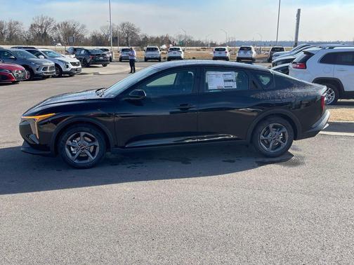 Aurora Black 2026 Kia K4 LXS