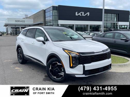 White Pearl 2026 Kia Sportage EX