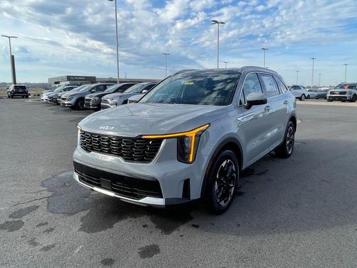Wolf Gray 2026 Kia Sorento S