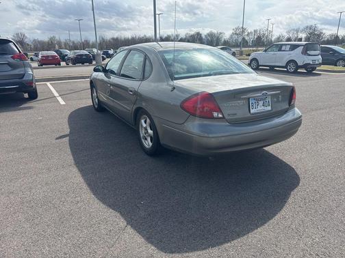 2003 Ford Taurus SES