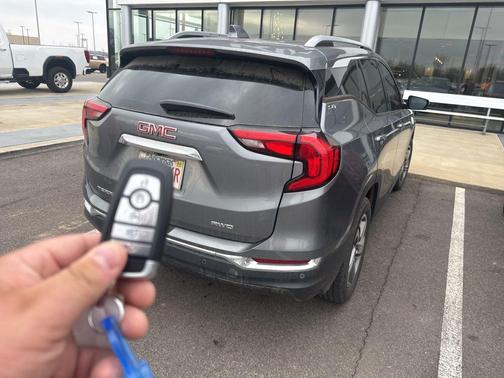 2021 GMC Terrain SLT