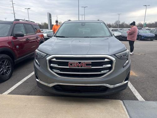 2021 GMC Terrain SLT