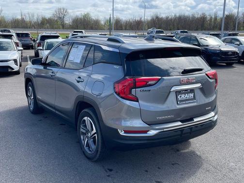 2021 GMC Terrain SLT