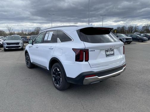 2024 Kia Sorento S