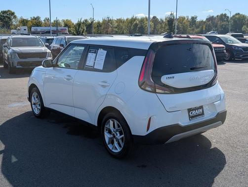 2023 Kia Soul LX