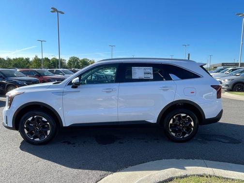 White Pearl 2026 Kia Sorento S