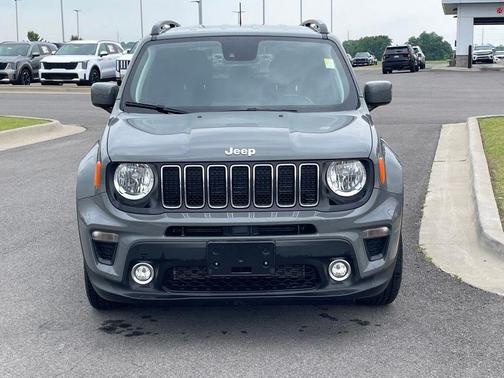 Sting-Gray Clearcoat 2021 Jeep Renegade Latitude