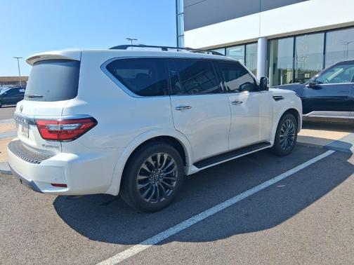 2024 Nissan Armada Platinum 2WD