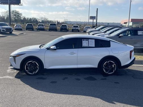 2025 Kia K4 EX