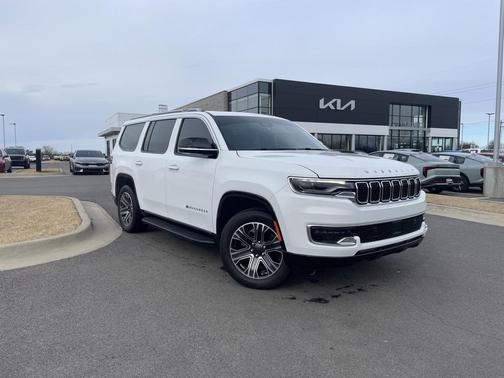 2023 Jeep Wagoneer Series I 4x4