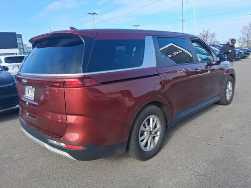 2022 Kia Carnival LXS