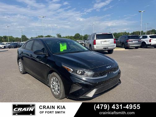 Aurora Black 2023 Kia Forte LX