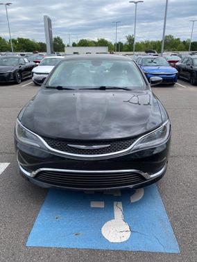 Black Clearcoat 2015 Chrysler 200 Limited