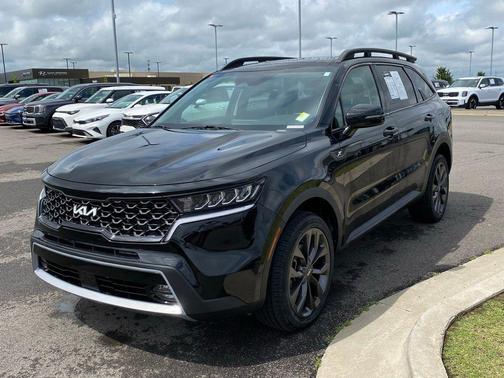 Ebony Black 2022 Kia Sorento EX