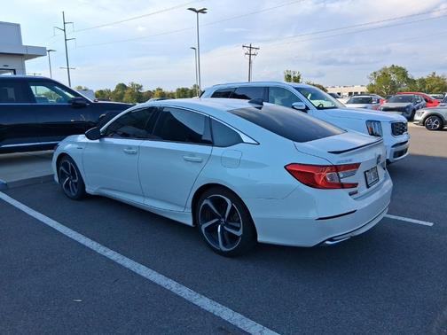 2022 Honda Accord Hybrid Base