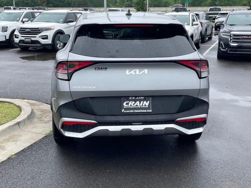 Steel Gray 2024 Kia Sportage LX