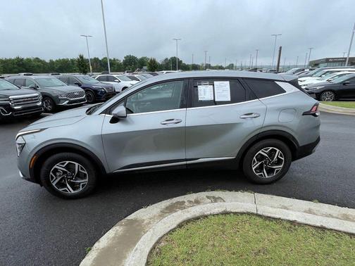 Steel Gray 2024 Kia Sportage LX