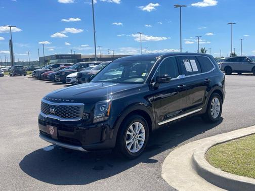 Ebony Black 2020 Kia Telluride LX