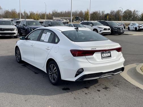 2024 Kia Forte LXS