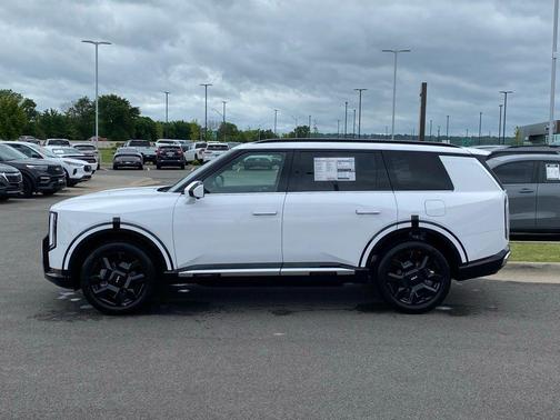White Pearl 2027 Kia Telluride Hybrid SX
