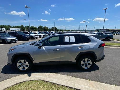 Silver Sky Metallic 2021 Toyota RAV4 XLE