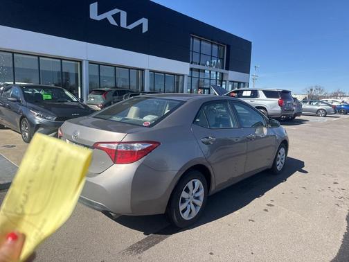 2015 Toyota Corolla LE