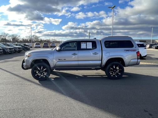 2017 Toyota Tacoma TRD Sport