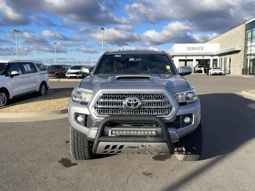 2017 Toyota Tacoma TRD Sport