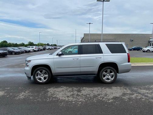 Silver Ice Metallic 2019 Chevrolet Tahoe LS