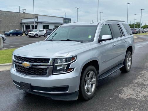 Silver Ice Metallic 2019 Chevrolet Tahoe LS