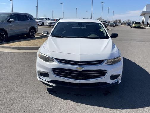 2016 Chevrolet Malibu LS