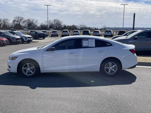 2016 Chevrolet Malibu LS