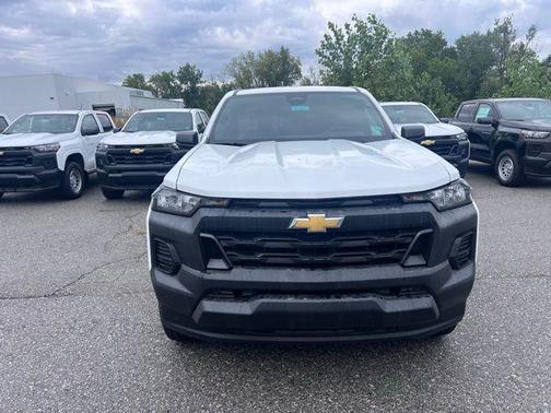 2025 Chevrolet Colorado WT