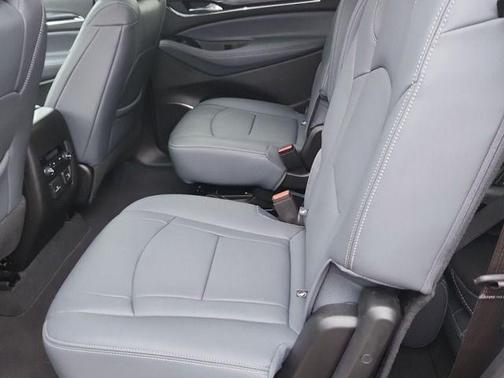 2024 Buick Enclave Essence AWD