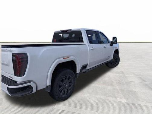 2024 GMC Sierra 2500 AT4