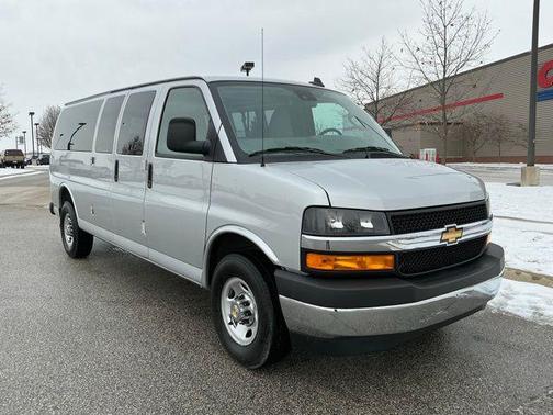 2025 Chevrolet Express 3500 RWD 3500 Extended Wheelbase LT